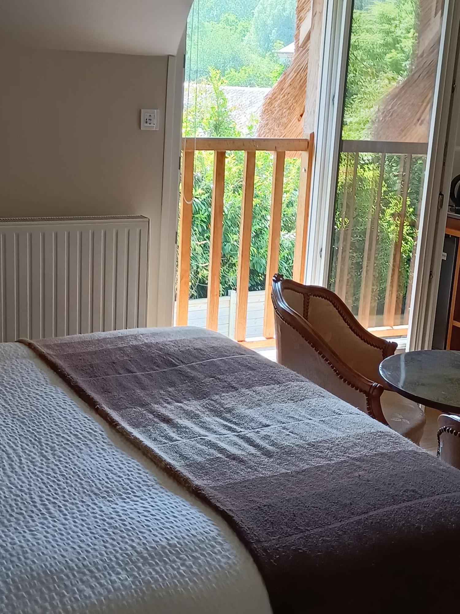 Auberge Du Vieux Tour Le Manoir Canapville  Ngoại thất bức ảnh