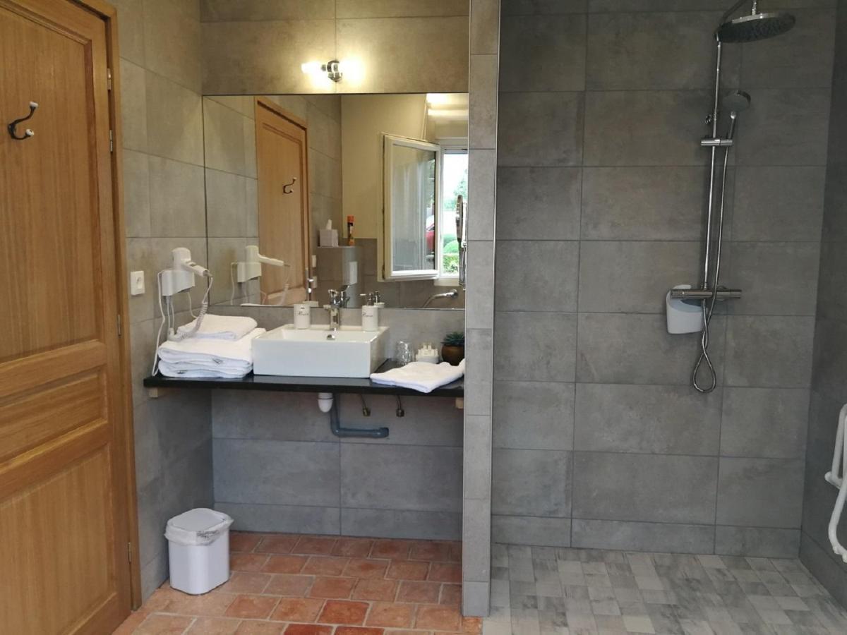 Auberge Du Vieux Tour Le Manoir Canapville  Ngoại thất bức ảnh