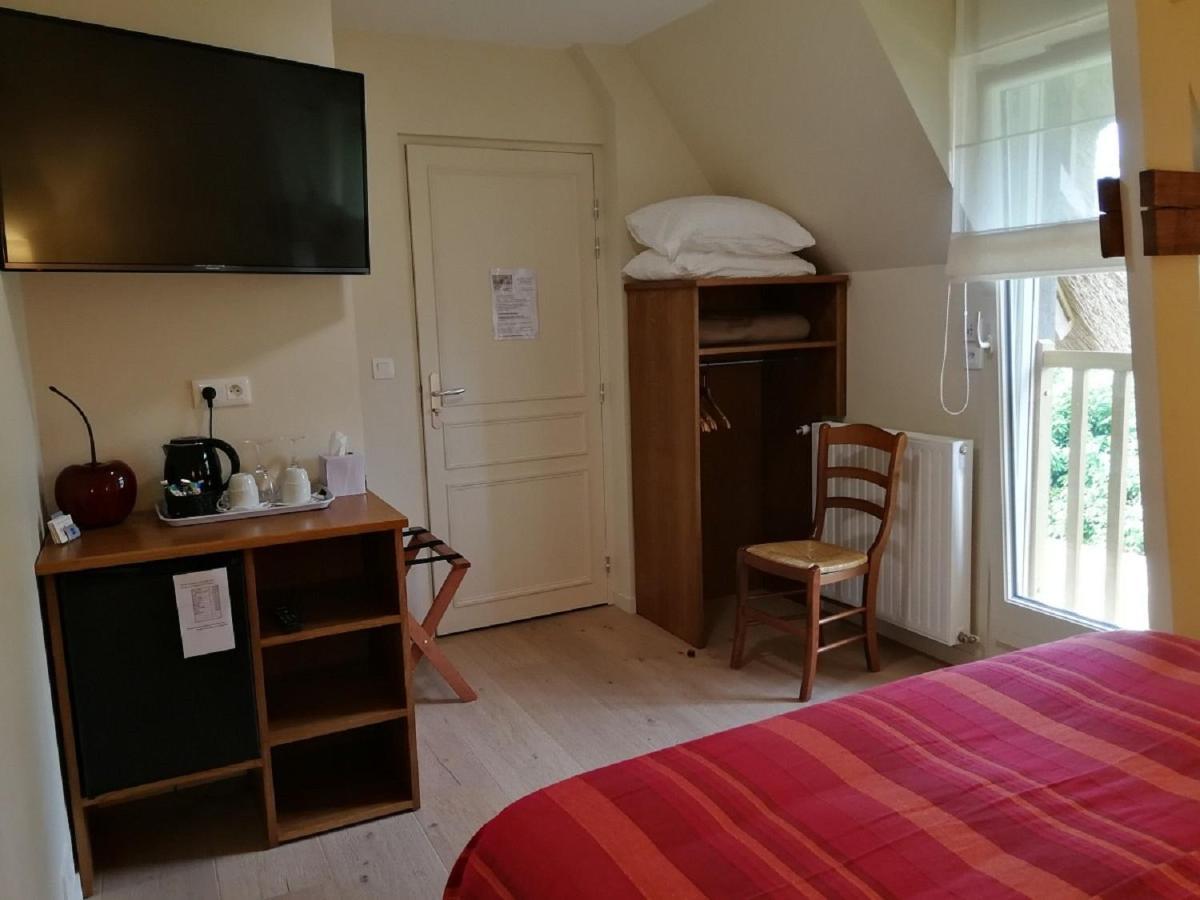 Auberge Du Vieux Tour Le Manoir Canapville  Ngoại thất bức ảnh